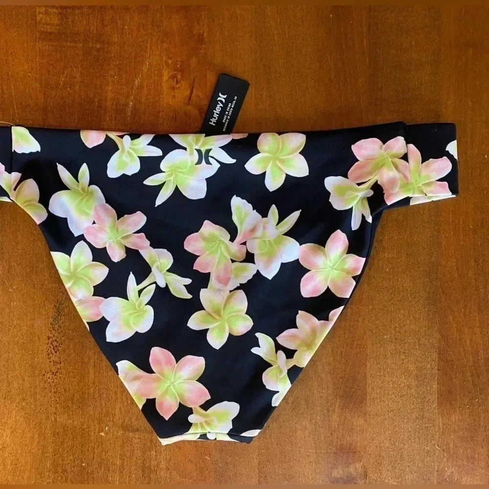 HURLEY Carissa Moore Aloha Collection Black Max Plumeria Bikini Bottom Large NWT